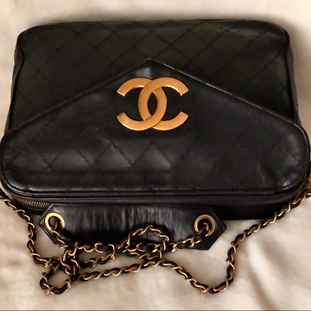 CHANEL Quilted Calfskin Jumbo Camera Case Flap Bag - Picture 10 of 15